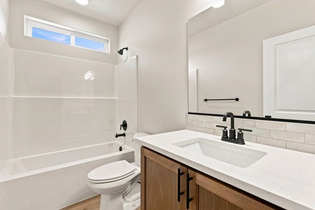 302 Apple Tree Ct, Cheney, WA 99004