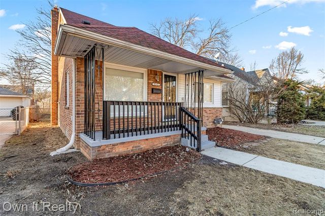 9183 Fenton Avenue, Redford, MI 48239