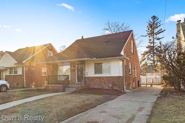 9183 Fenton Avenue, Redford, MI 48239