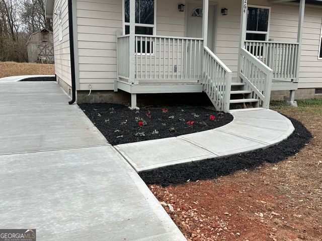 2264 Floyd Road, Gainesville, GA 30507