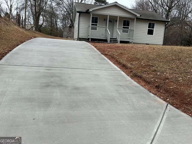 2264 Floyd Road, Gainesville, GA 30507