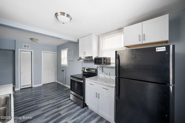 2049 S Shelby St, Louisville, KY 40217