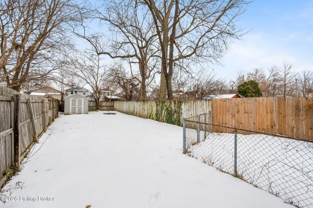 2049 S Shelby St, Louisville, KY 40217