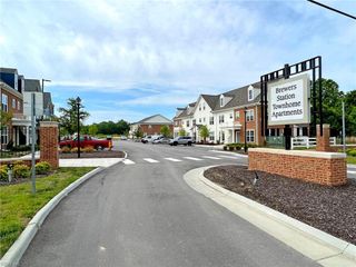 1406 Hamstead AVE, Carrollton, VA 23314