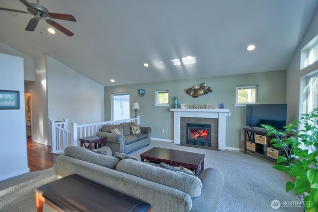 661 SE Somers Drive, Shelton, WA 98584