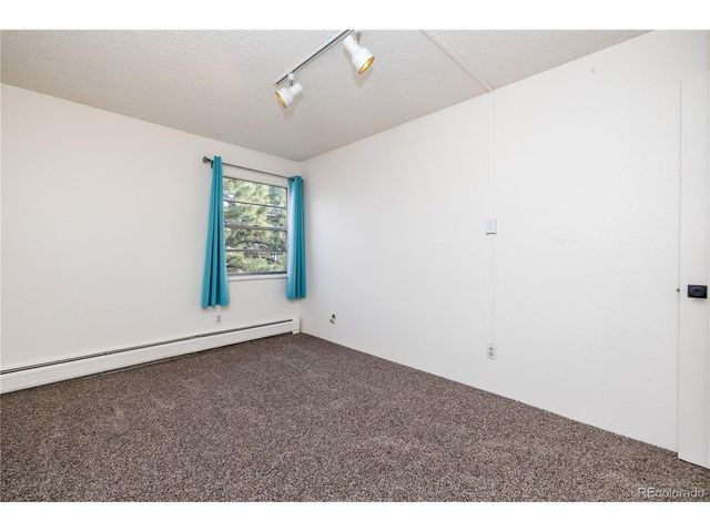 1350 Golden Cir 302, Golden, CO 80401