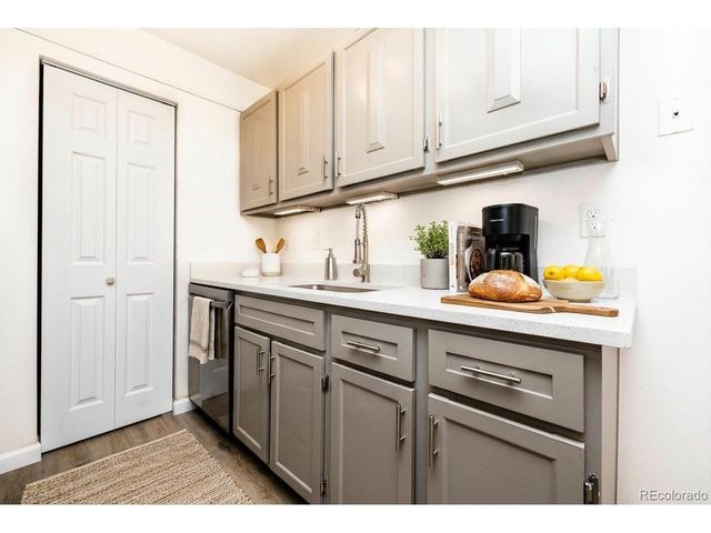 1350 Golden Cir 302, Golden, CO 80401