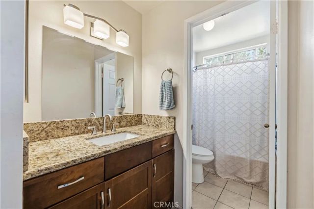 28148 Bobwhite Circle 64, Saugus, CA 91350