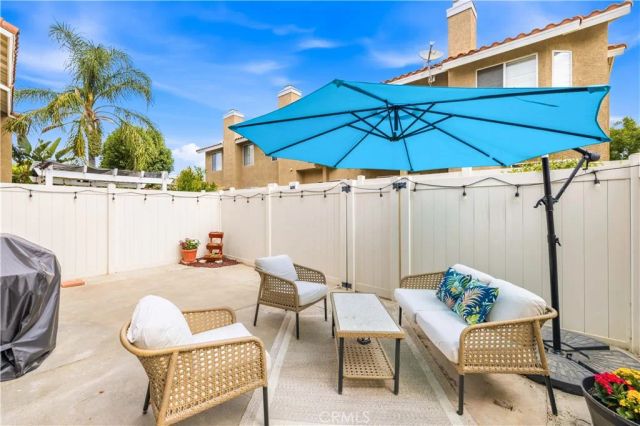 28148 Bobwhite Circle 64, Saugus, CA 91350