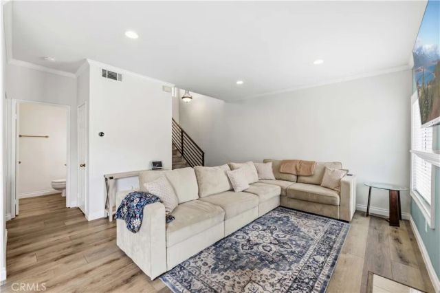 28148 Bobwhite Circle 64, Saugus, CA 91350