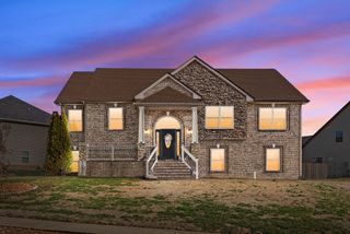 1251 Snowball Ln, Clarksville, TN 37042