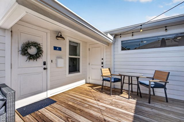 1305 N Palmway, Lake Worth Beach, FL 33460