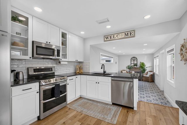 1305 N Palmway, Lake Worth Beach, FL 33460