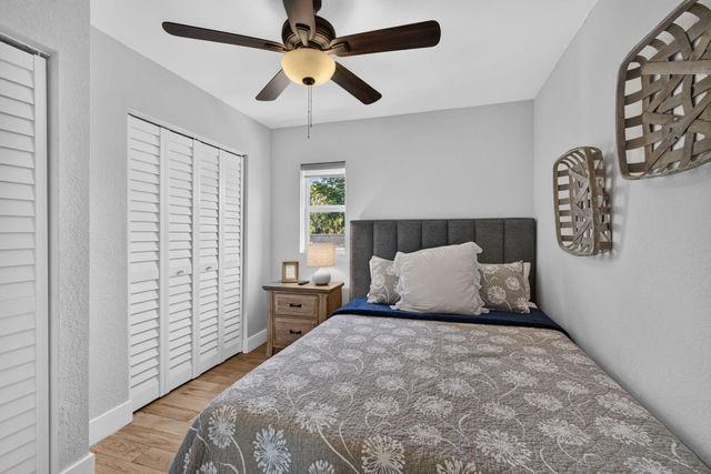 1305 N Palmway, Lake Worth Beach, FL 33460