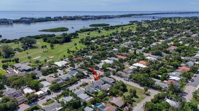 1305 N Palmway, Lake Worth Beach, FL 33460