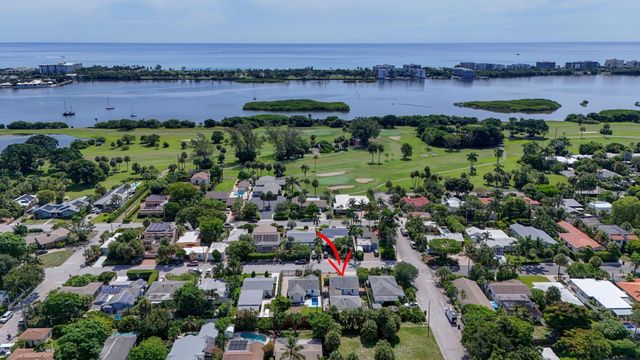 1305 N Palmway, Lake Worth Beach, FL 33460