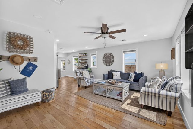 1305 N Palmway, Lake Worth Beach, FL 33460