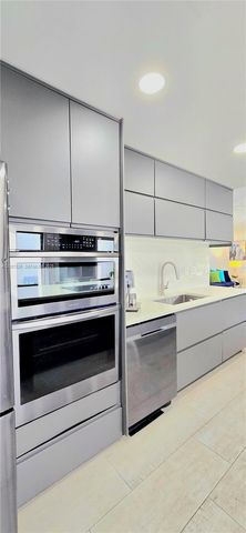 5551 Lakeview Mews Dr, Boynton Beach, FL 33437