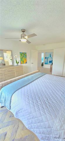 5551 Lakeview Mews Dr, Boynton Beach, FL 33437