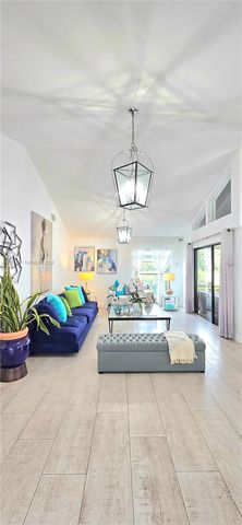 5551 Lakeview Mews Dr, Boynton Beach, FL 33437