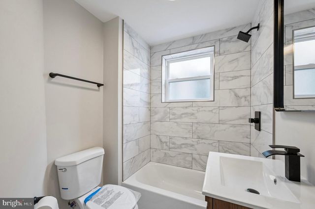2602 S 10TH ST, Philadelphia, PA 19148
