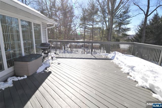 7 Maple Hill Drive, Woodcliff Lake, NJ 07677