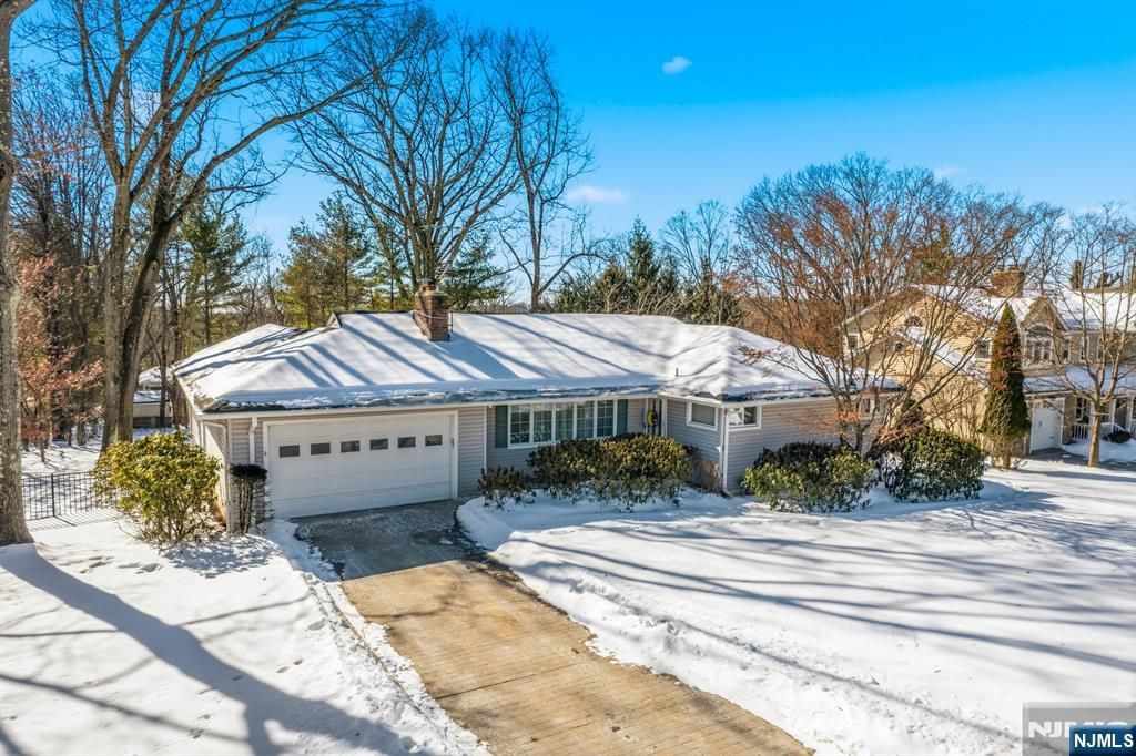 7 Maple Hill Drive, Woodcliff Lake, NJ 07677