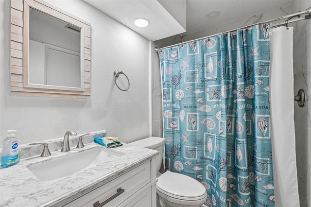 6085 BAHIA DEL MAR BOULEVARD 204, St Petersburg, FL 33715