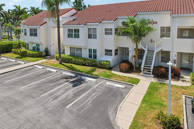 6085 BAHIA DEL MAR BOULEVARD 204, St Petersburg, FL 33715