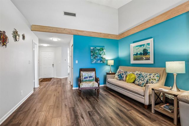 6085 BAHIA DEL MAR BOULEVARD 204, St Petersburg, FL 33715
