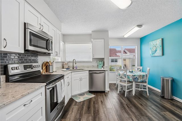 6085 BAHIA DEL MAR BOULEVARD 204, St Petersburg, FL 33715