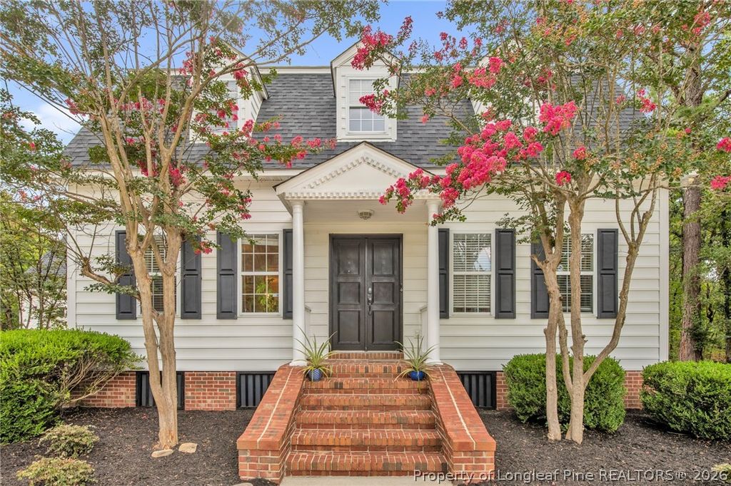 6817 Tanager Court, Fayetteville, NC 28306 — exterior
