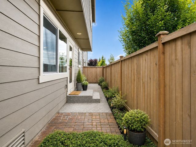 10675 186th Street Ct E, Puyallup, WA 98374