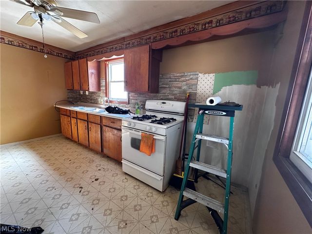 1032 Race Street, Zanesville, OH 43701