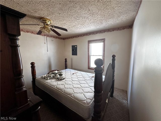 1032 Race Street, Zanesville, OH 43701