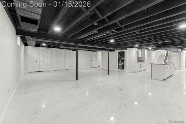 5635 Belmont Avenue, Dearborn Heights, MI 48127