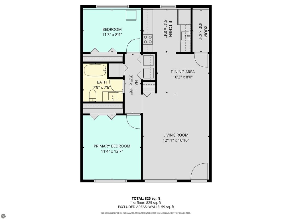 Image 33 of property listing at 3922 Sherwood Forest Drive, Traverse City, MI 49686