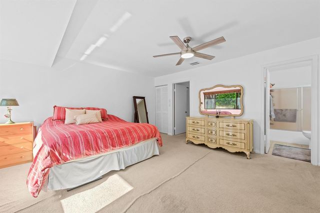 3900 NE 18th Avenue 40h, Oakland Park, FL 33334