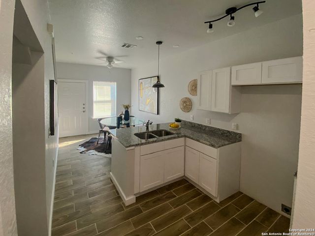 143 Lucas St Unit 103, San Antonio, TX 78209