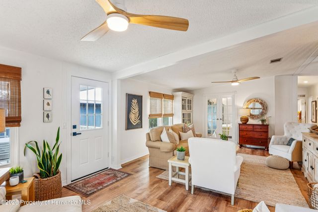 15712 Brookridge Boulevard, Brooksville, FL 34613