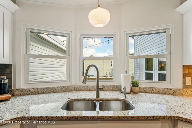 15712 Brookridge Boulevard, Brooksville, FL 34613