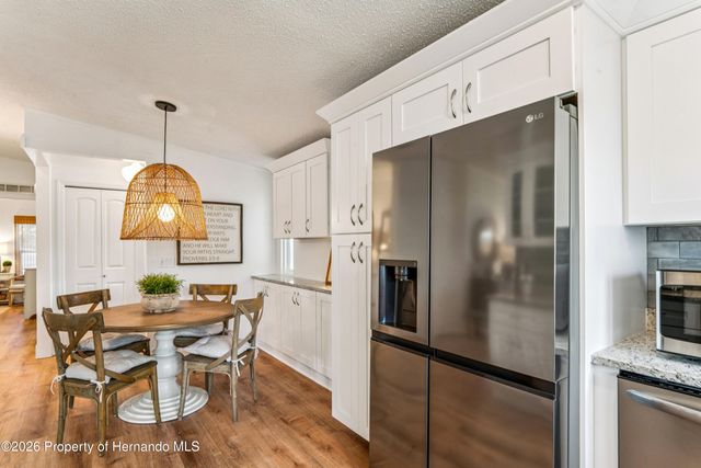 15712 Brookridge Boulevard, Brooksville, FL 34613