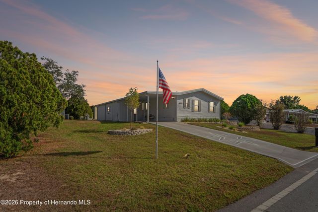 15712 Brookridge Boulevard, Brooksville, FL 34613