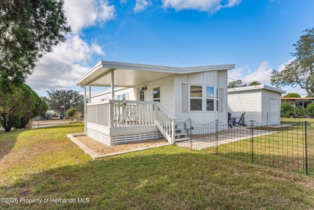 15712 Brookridge Boulevard, Brooksville, FL 34613