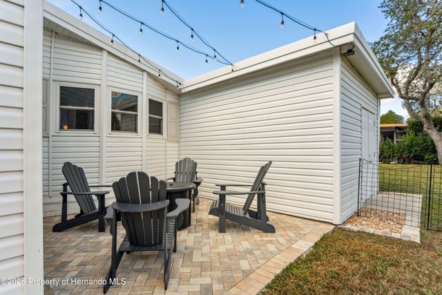 15712 Brookridge Boulevard, Brooksville, FL 34613