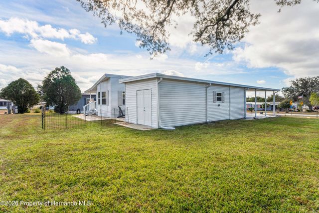 15712 Brookridge Boulevard, Brooksville, FL 34613