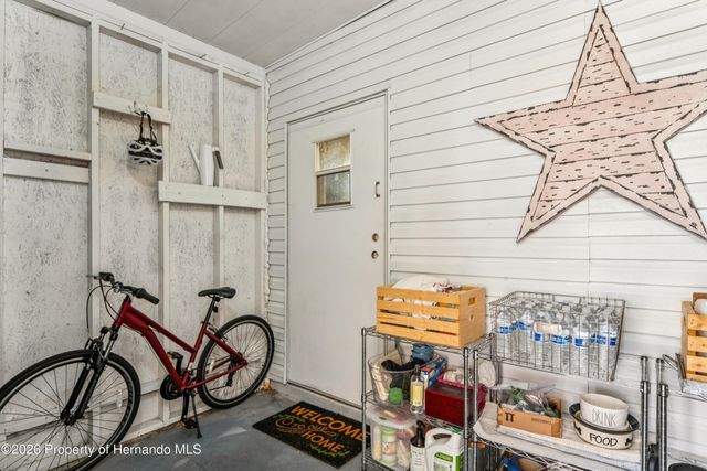 15712 Brookridge Boulevard, Brooksville, FL 34613