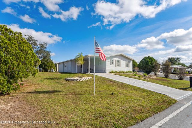 15712 Brookridge Boulevard, Brooksville, FL 34613
