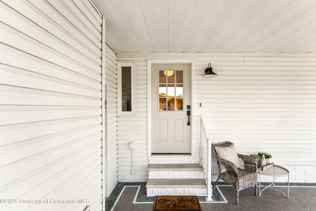 15712 Brookridge Boulevard, Brooksville, FL 34613