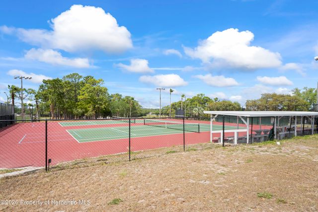 15712 Brookridge Boulevard, Brooksville, FL 34613